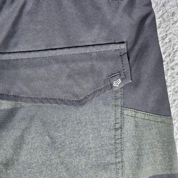 Fox Racing Tech Shorts Men 34 Hybrid 11" Performance striped - Picture 3 of 11